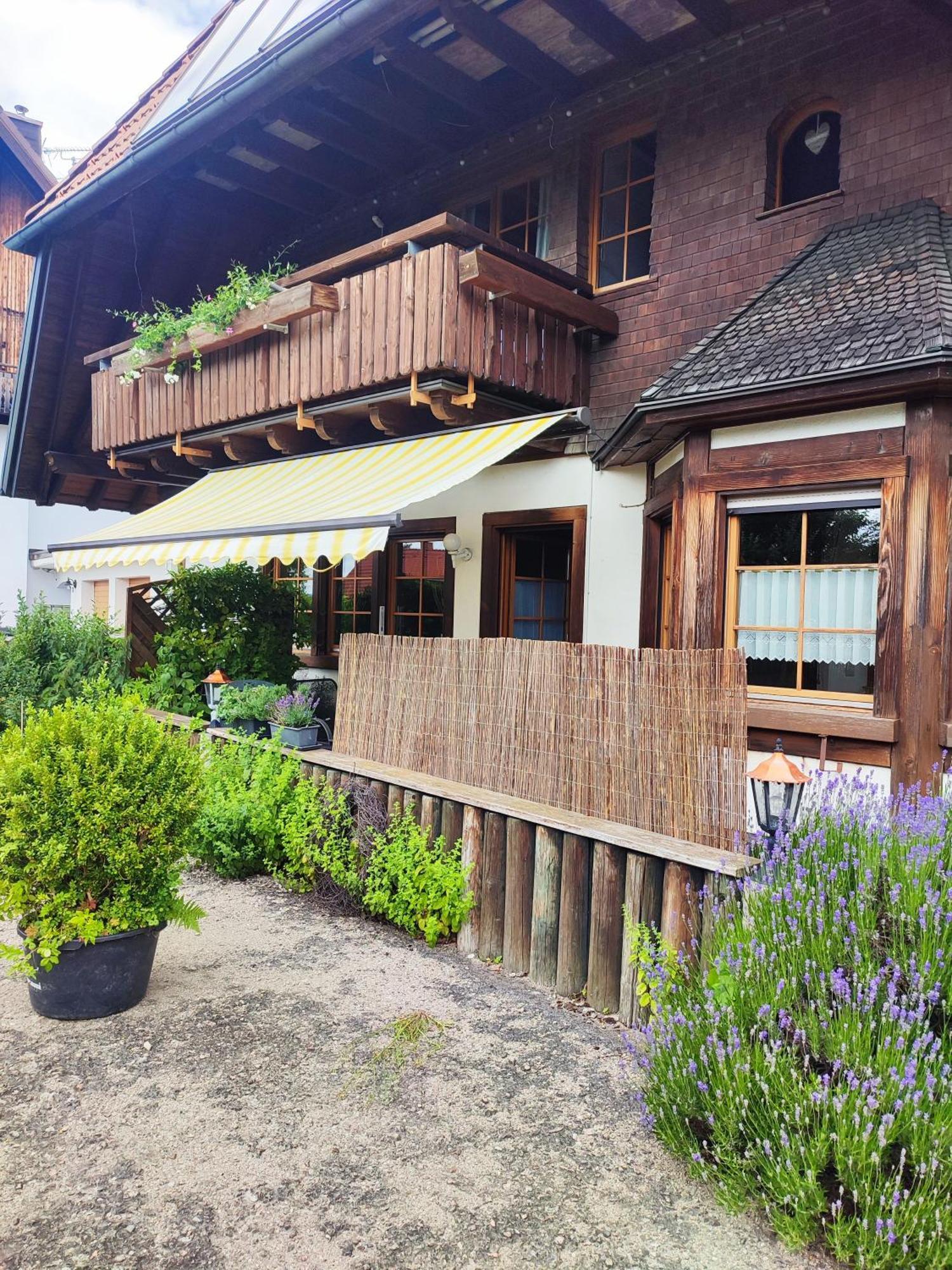 Ferienwohnung Hasenfratz Лёффинген Экстерьер фото