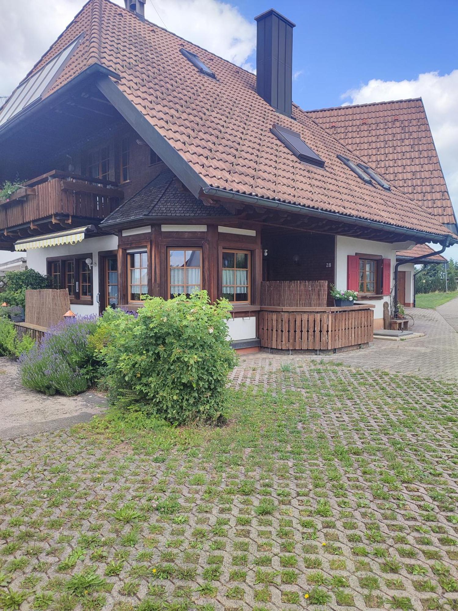 Ferienwohnung Hasenfratz Лёффинген Экстерьер фото