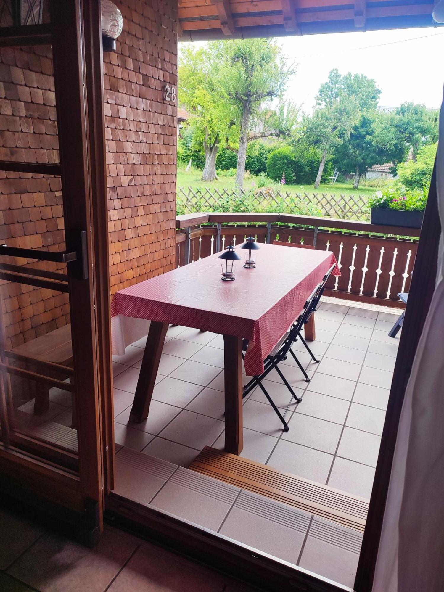 Ferienwohnung Hasenfratz Лёффинген Экстерьер фото